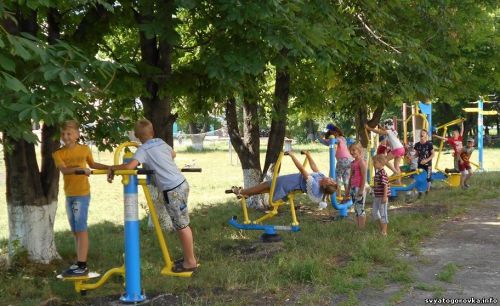 детские тренажеры, снаряды